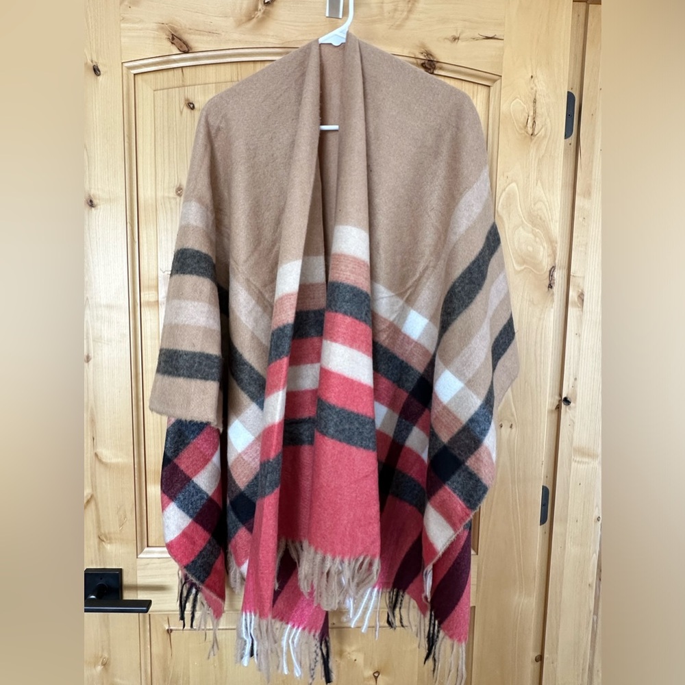 Soft poncho EVER!!!